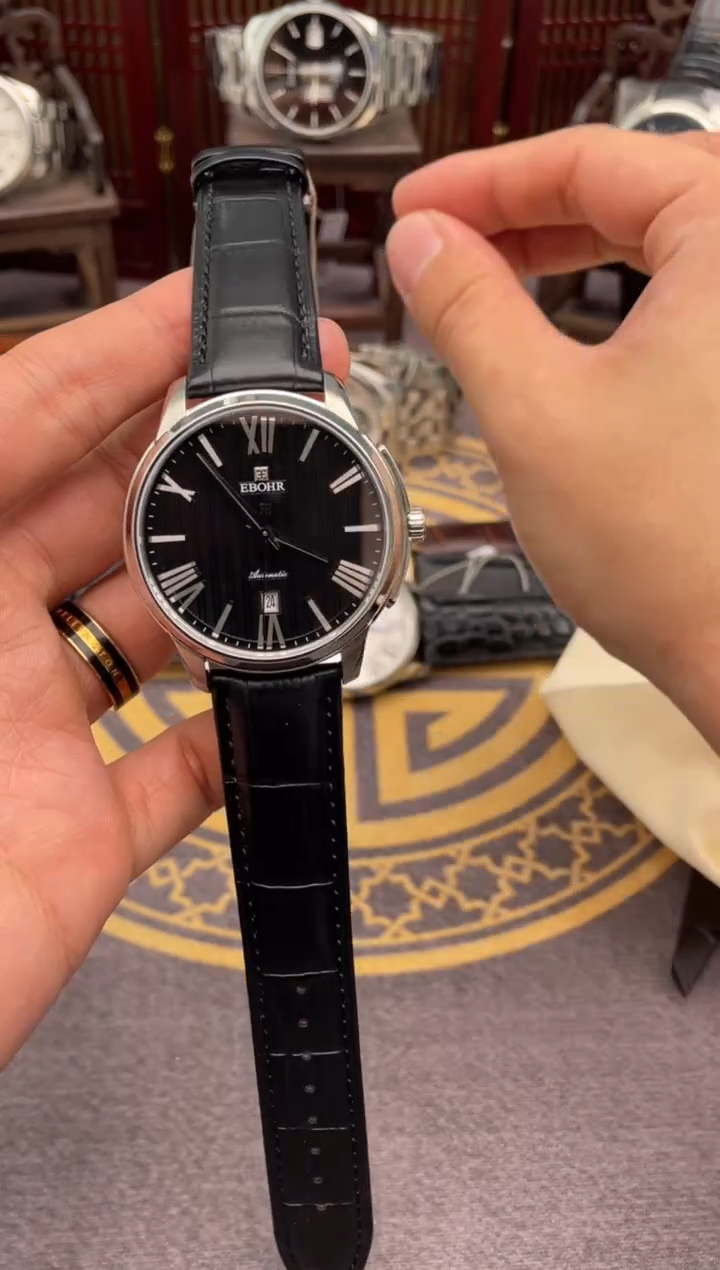 孤品闪电购手表一只