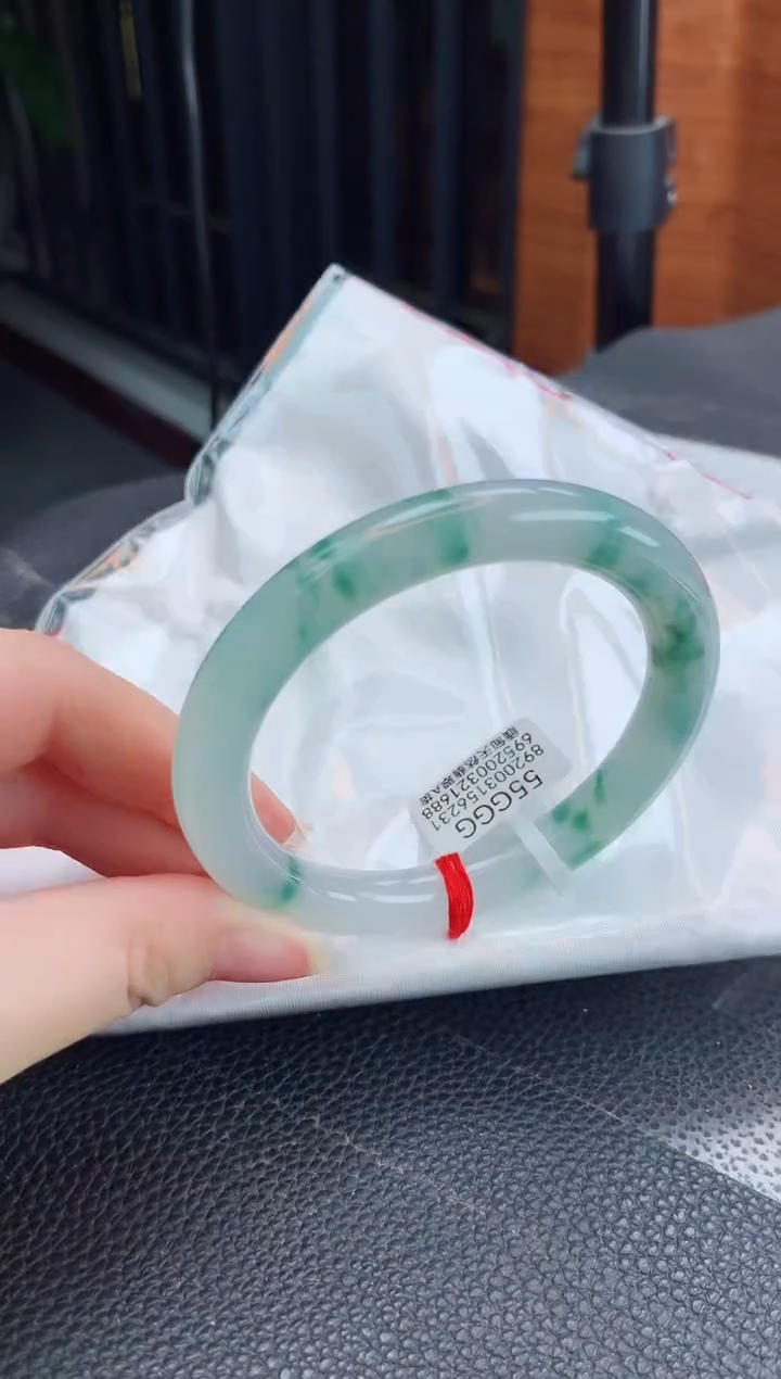 【闪购商品】翡翠手镯未镶嵌缅甸天然翡翠A货手镯