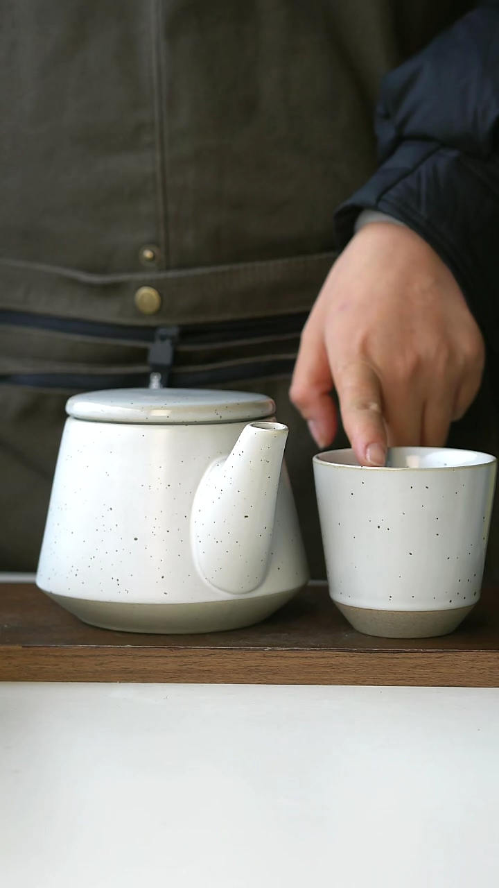 【闪购商品】陶瓷出澳洲RG沙釉白一壶4杯@4-2@