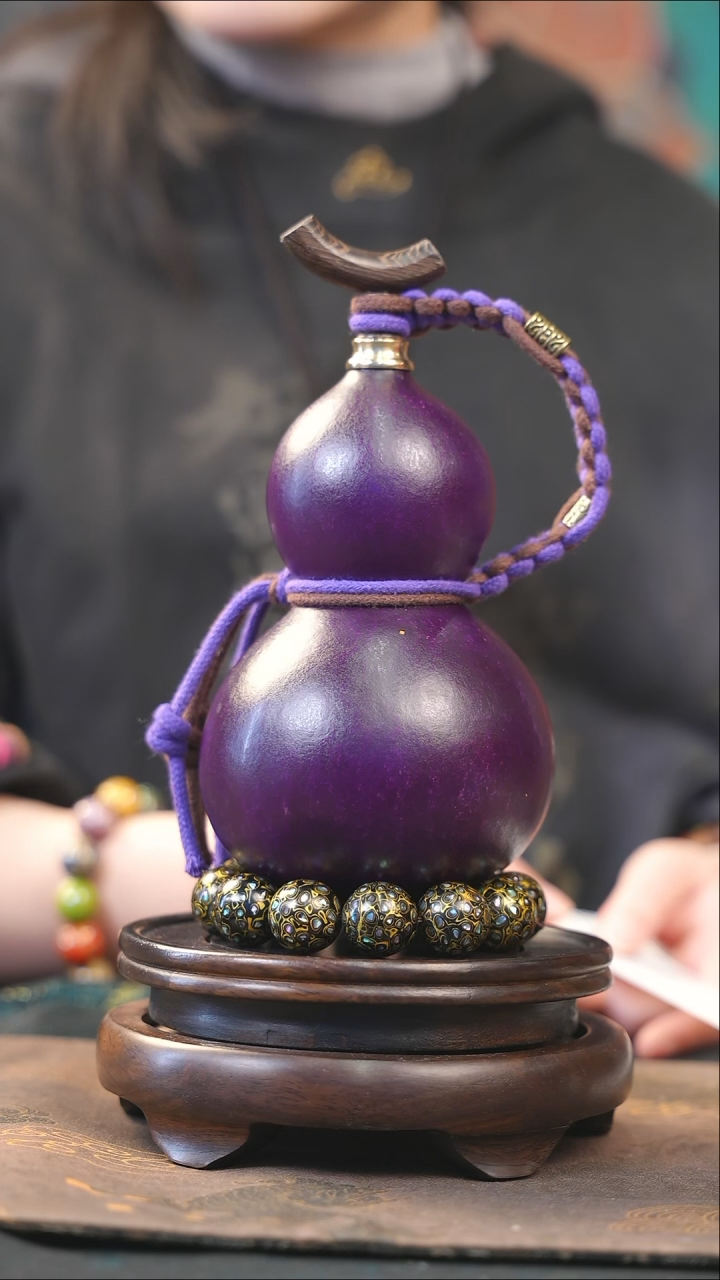 【闪购商品】YK136大漆酒葫芦不包手串及旋转底座