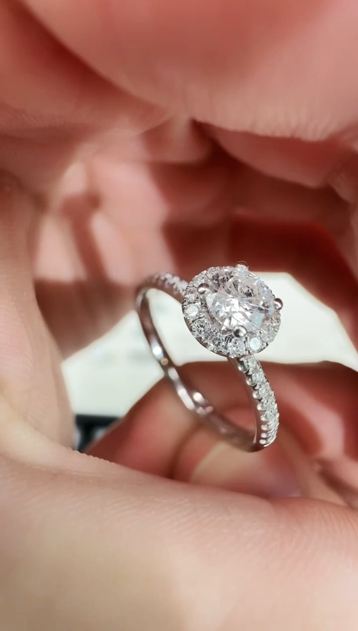 【闪购商品】钻石戒指/指环18K金镶嵌k白戒指2.53g