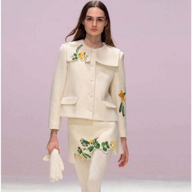 vivetta 25秋冬新款米白色拼刺绣短外套气质轻奢短款时尚