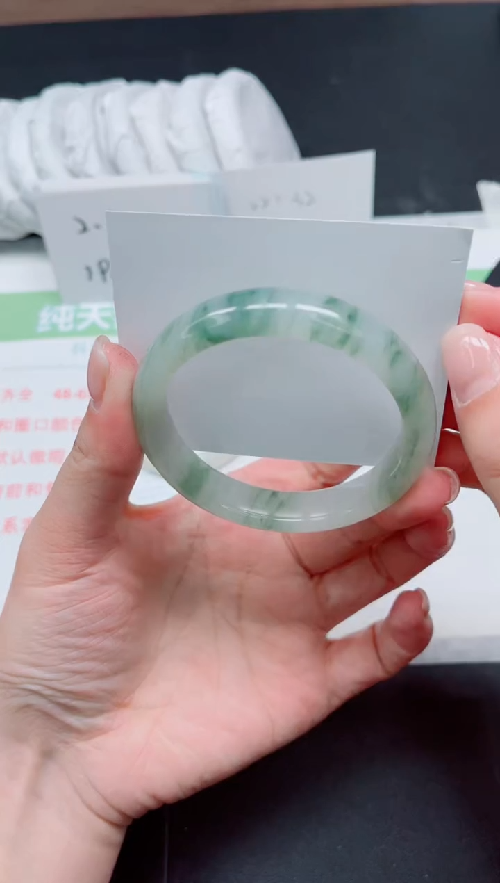 【闪购商品】石英质玉手镯未镶嵌749-54.6