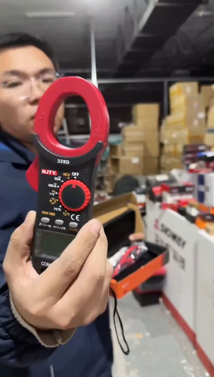 南京天宇328D《交直流》数字钳形表