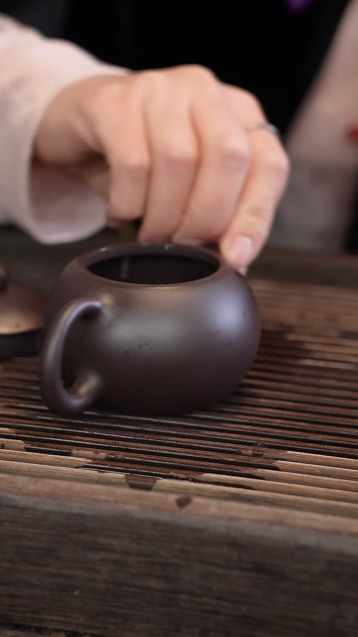 茶壶紫砂蓝莲花西施