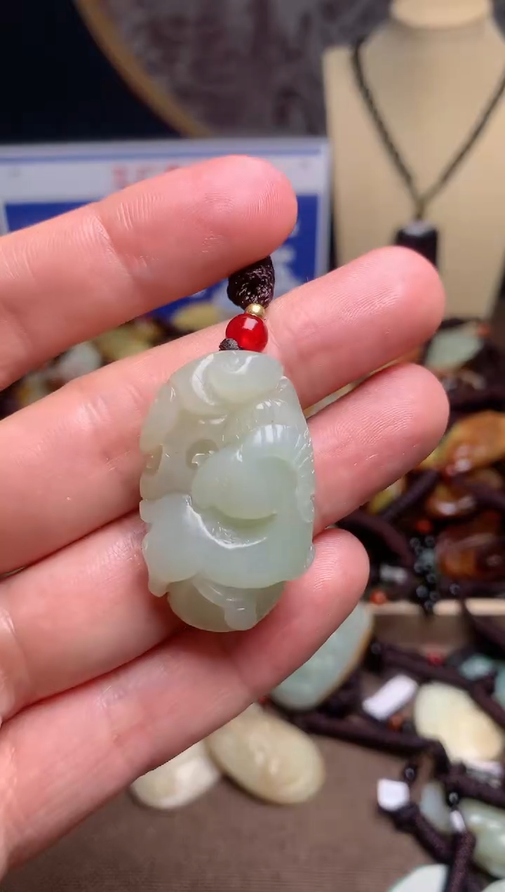 【闪购商品】和田玉颈饰未镶嵌1