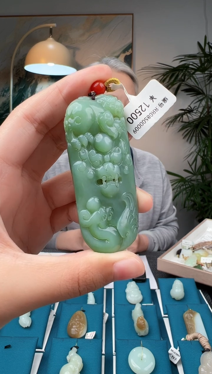 和田玉未镶嵌颈饰吊坠RR 