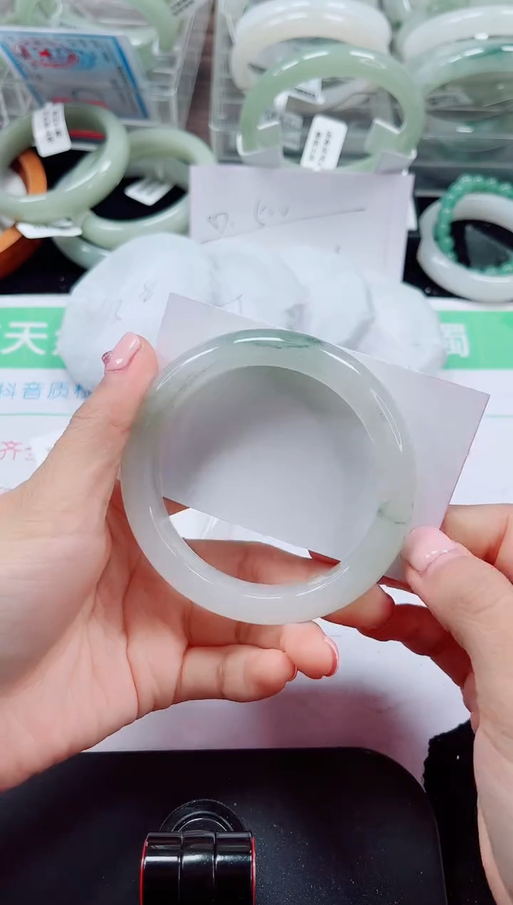 未镶嵌手镯石英质玉197-60/61