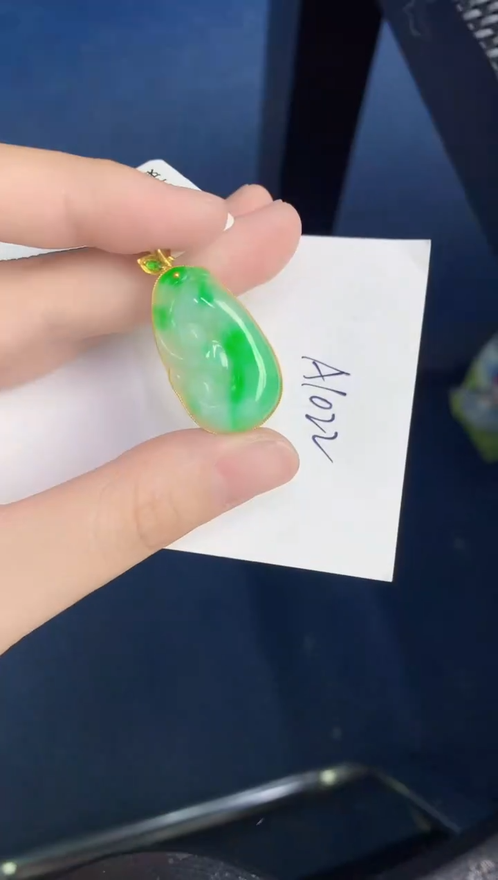 【闪购商品】翡翠颈饰18K金镶嵌000000000