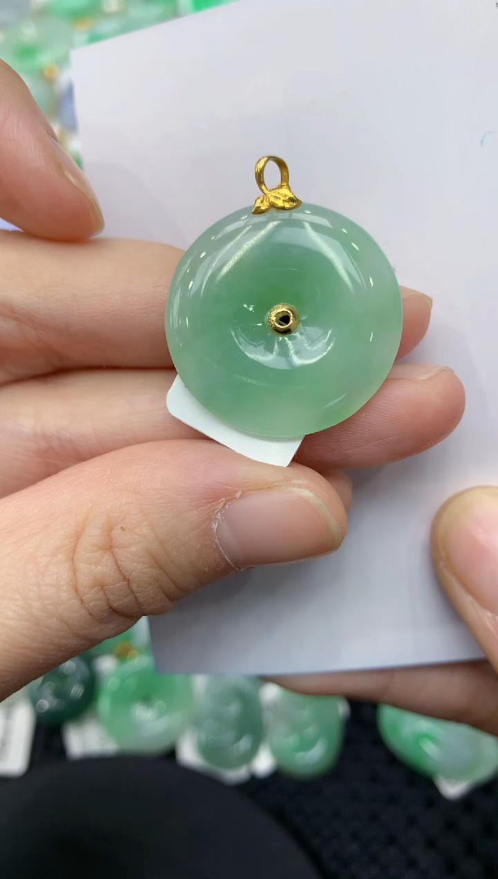 【闪购商品】翡翠颈饰18K金镶嵌11111111