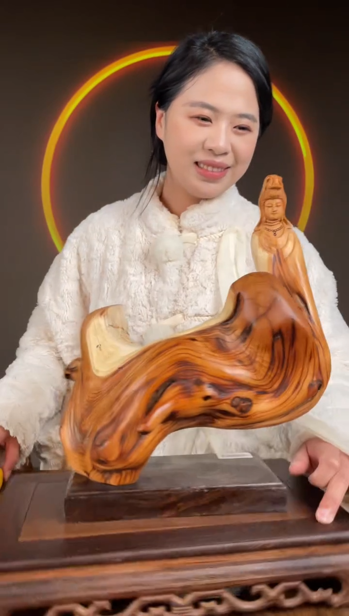 【闪购商品】柏木（崖柏）手工摆件,先抢先得!