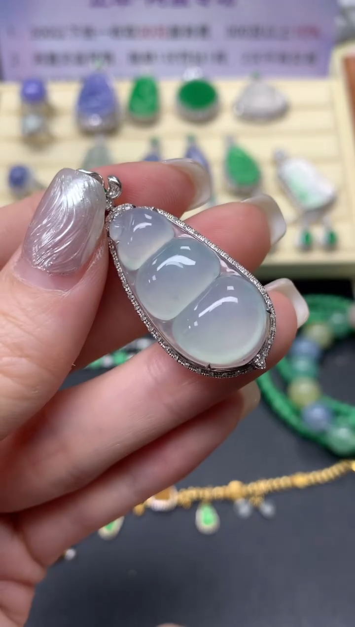 【闪购商品】翡翠吊坠(不含链)18K金镶嵌吊坠|4500+450