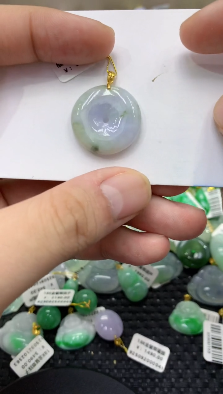 颈饰未镶嵌翡翠天然缅甸翡翠A货