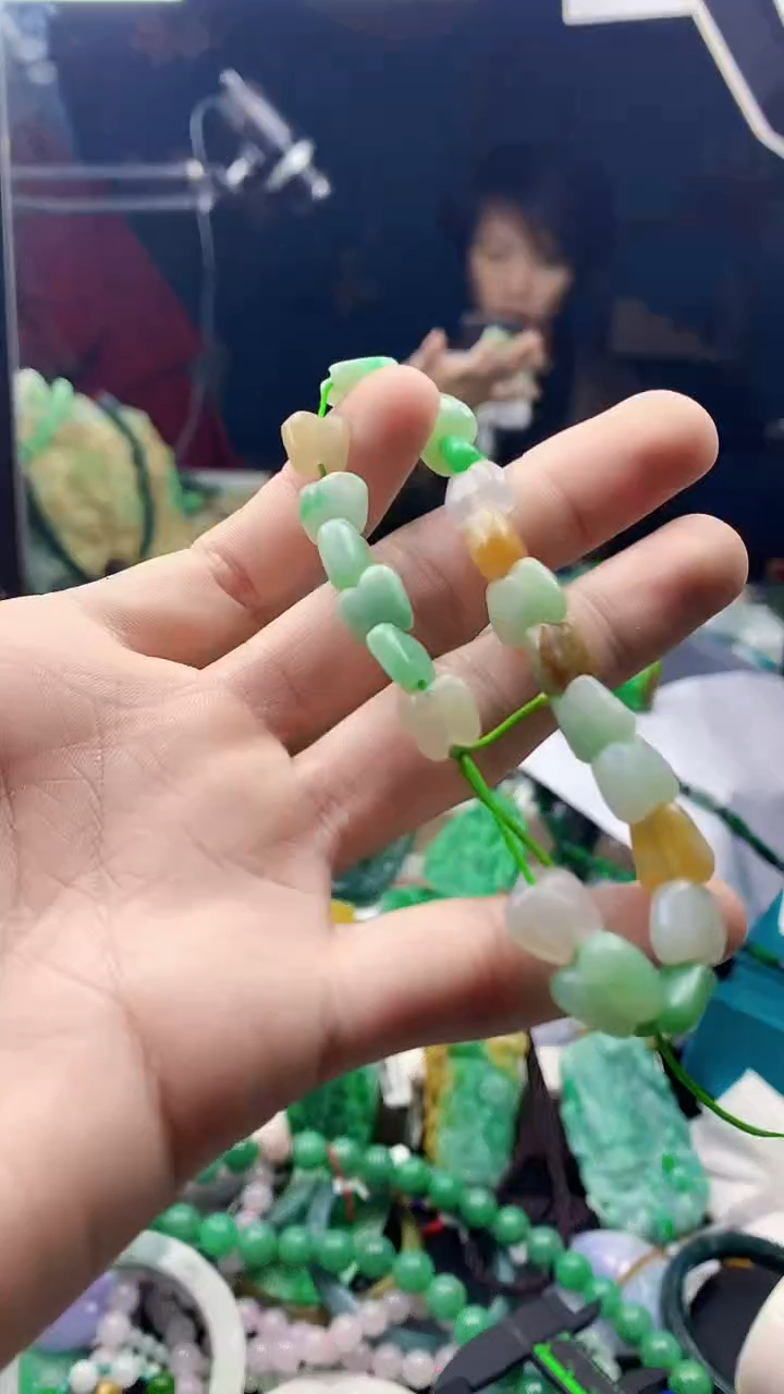 颈饰未镶嵌翡翠天然缅甸a货翡翠