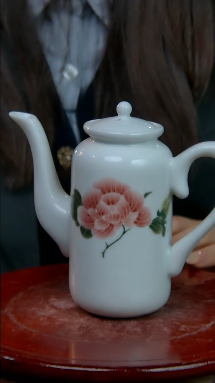 摆件陶芙蓉花高壶