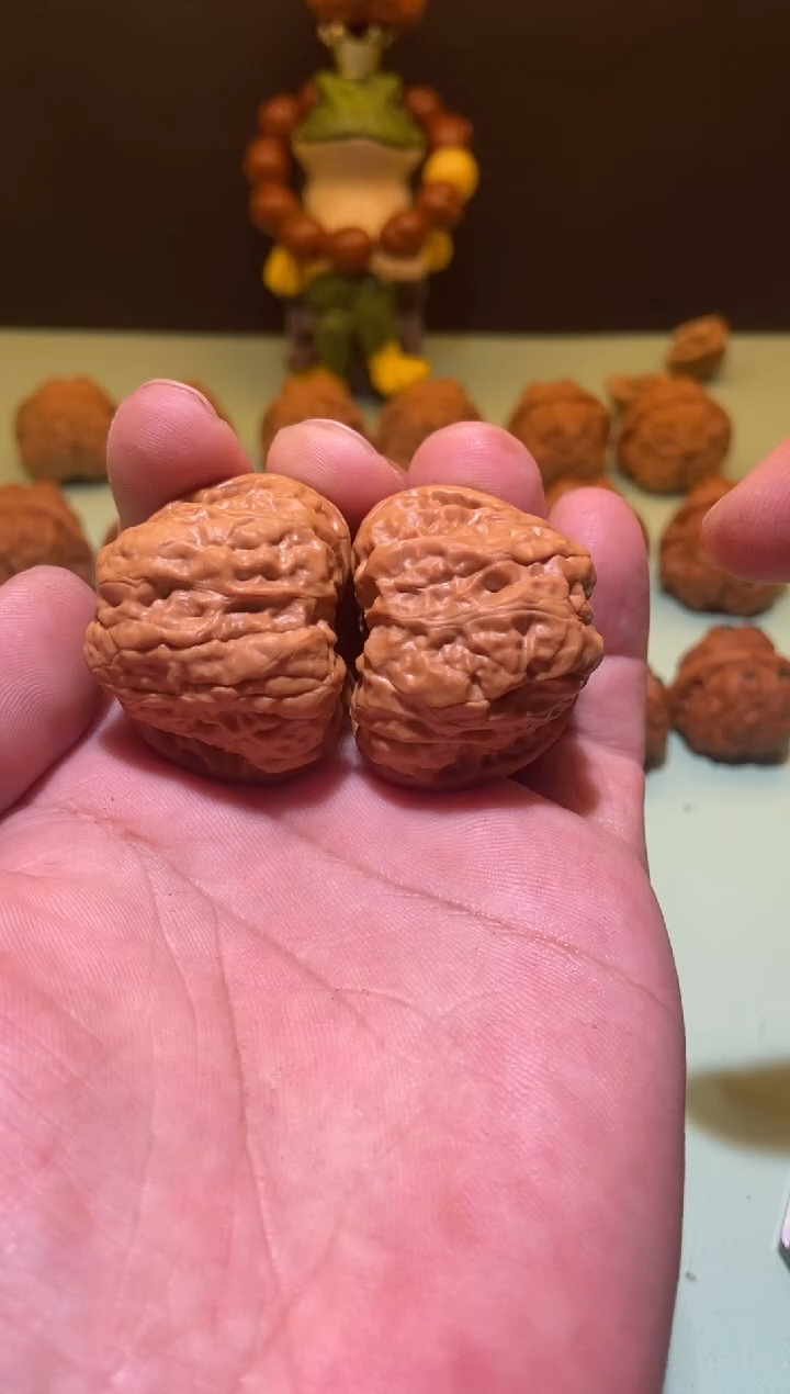 【闪购商品】文玩核桃吊坠山海核饰蛤蟆头40  230