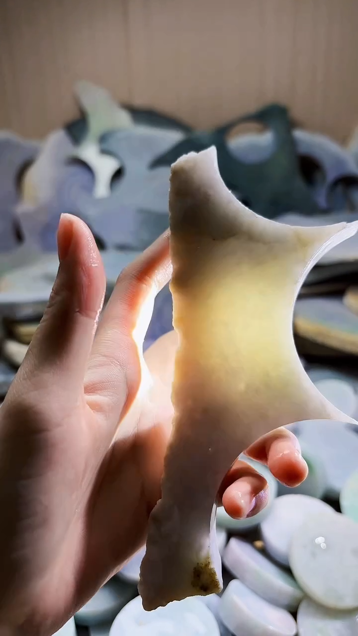 翡翠未镶嵌颈饰翡翠A货 温谭889