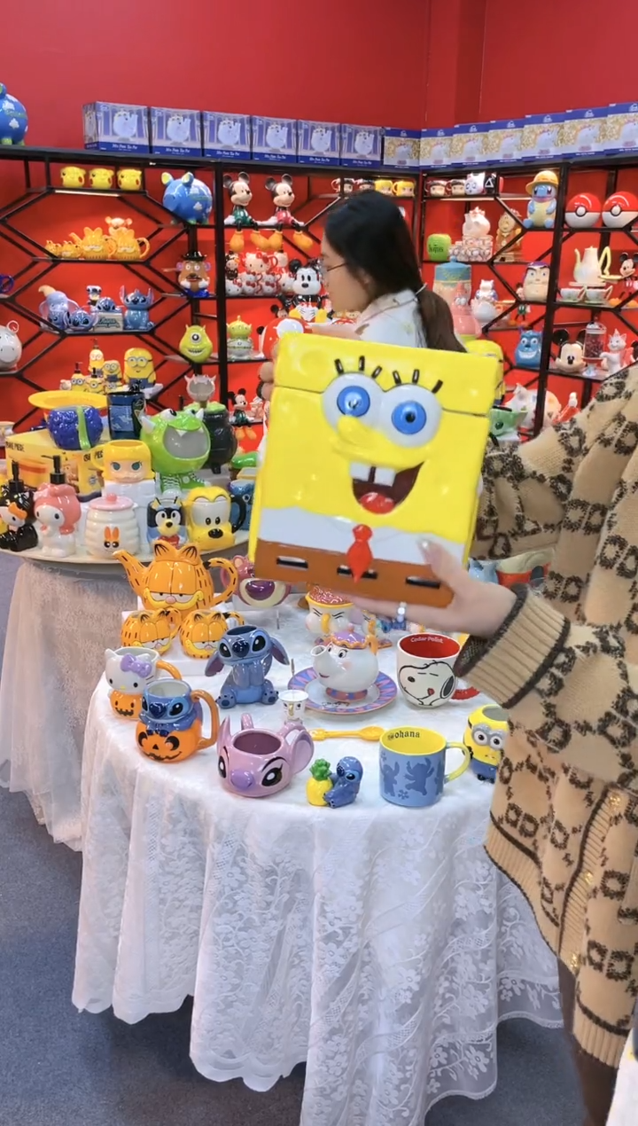 【闪购商品】.@@海绵宝宝陶瓷饼干罐