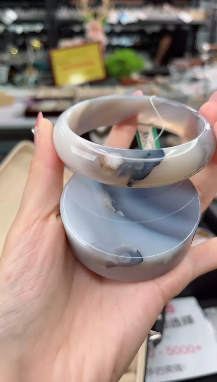 【闪购商品】石英质玉手镯未镶嵌63圈口（赠品镯心）3918226