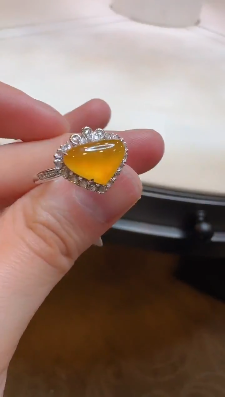 【闪购商品】翡翠戒指18K金镶嵌多样性团购发一件