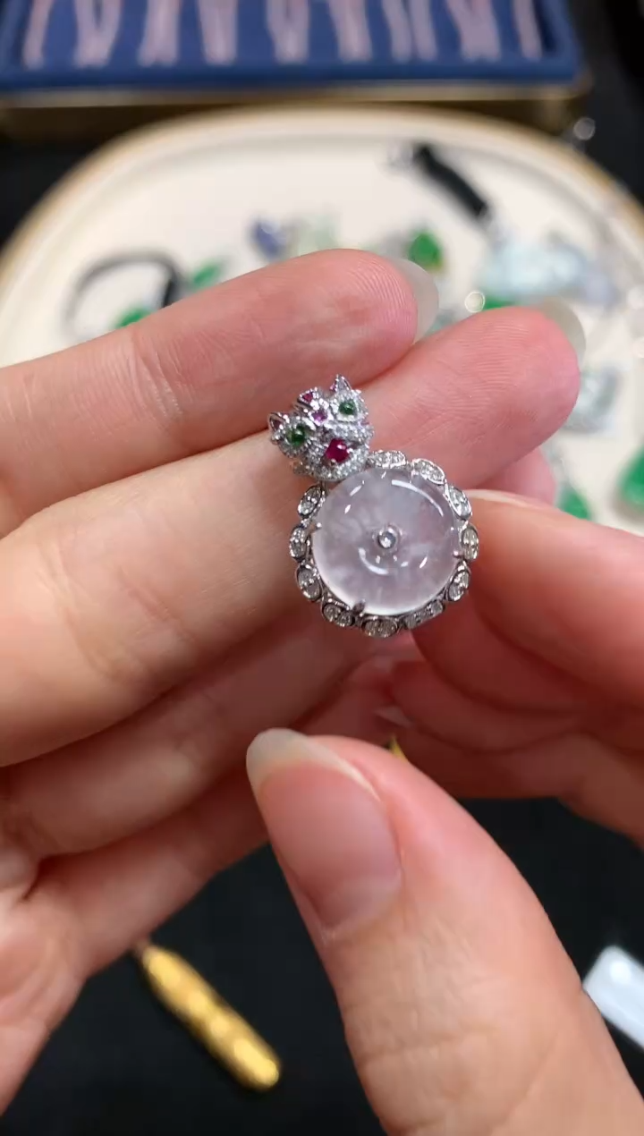 【闪购商品】翡翠吊坠(不含链)18K金镶嵌W715|6980