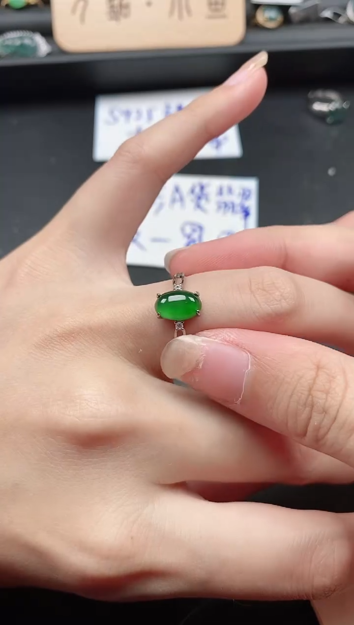 翡翠戒指银S925镶嵌51511