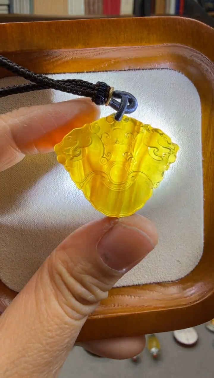 【闪购商品】琥珀颈饰未镶嵌双龙如意吊坠