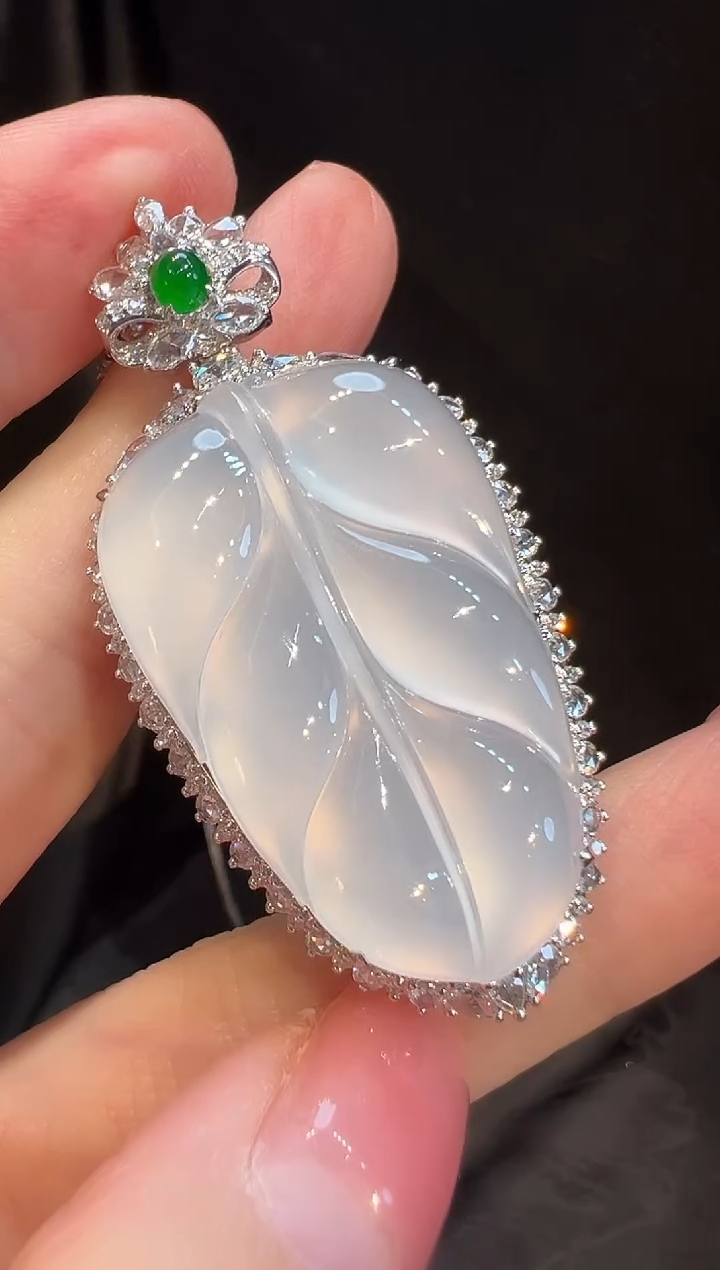 吊坠(不含链)18K金镶嵌翡翠L6