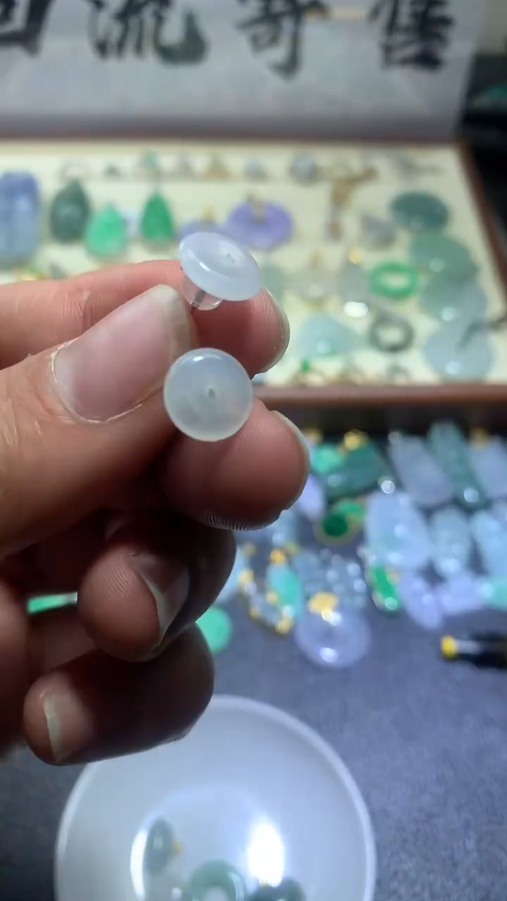 【闪购商品】翡翠耳饰银S925镶嵌014天然缅甸翡翠A货