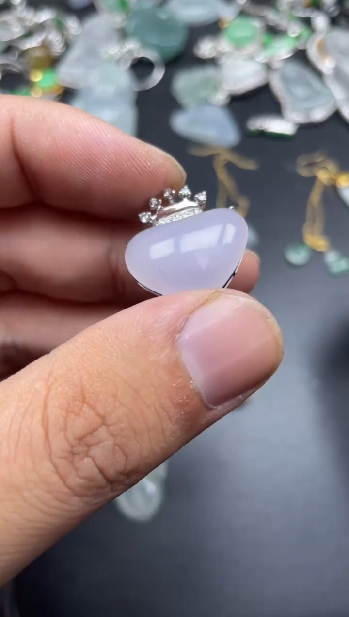 【闪购商品】翡翠颈饰18K金镶嵌Melan寄售商品不退不换