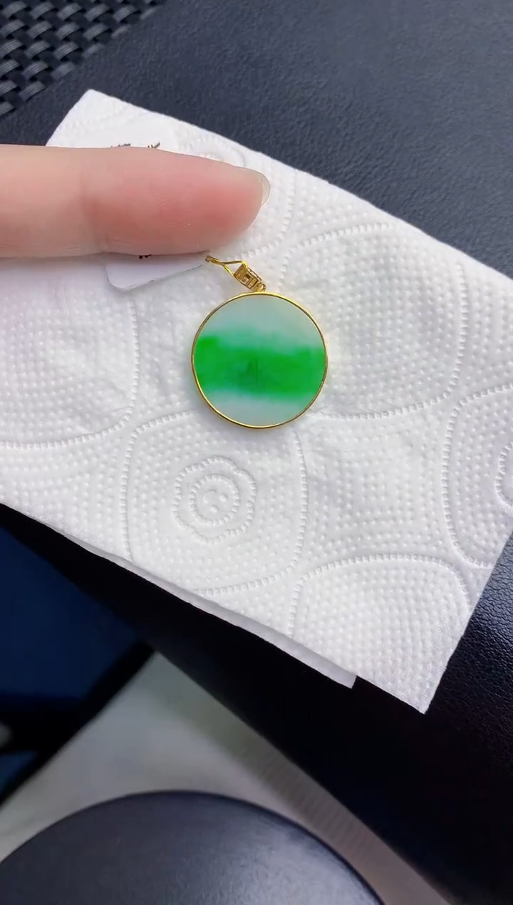 颈饰18K金镶嵌翡翠天然翡翠缅甸A货