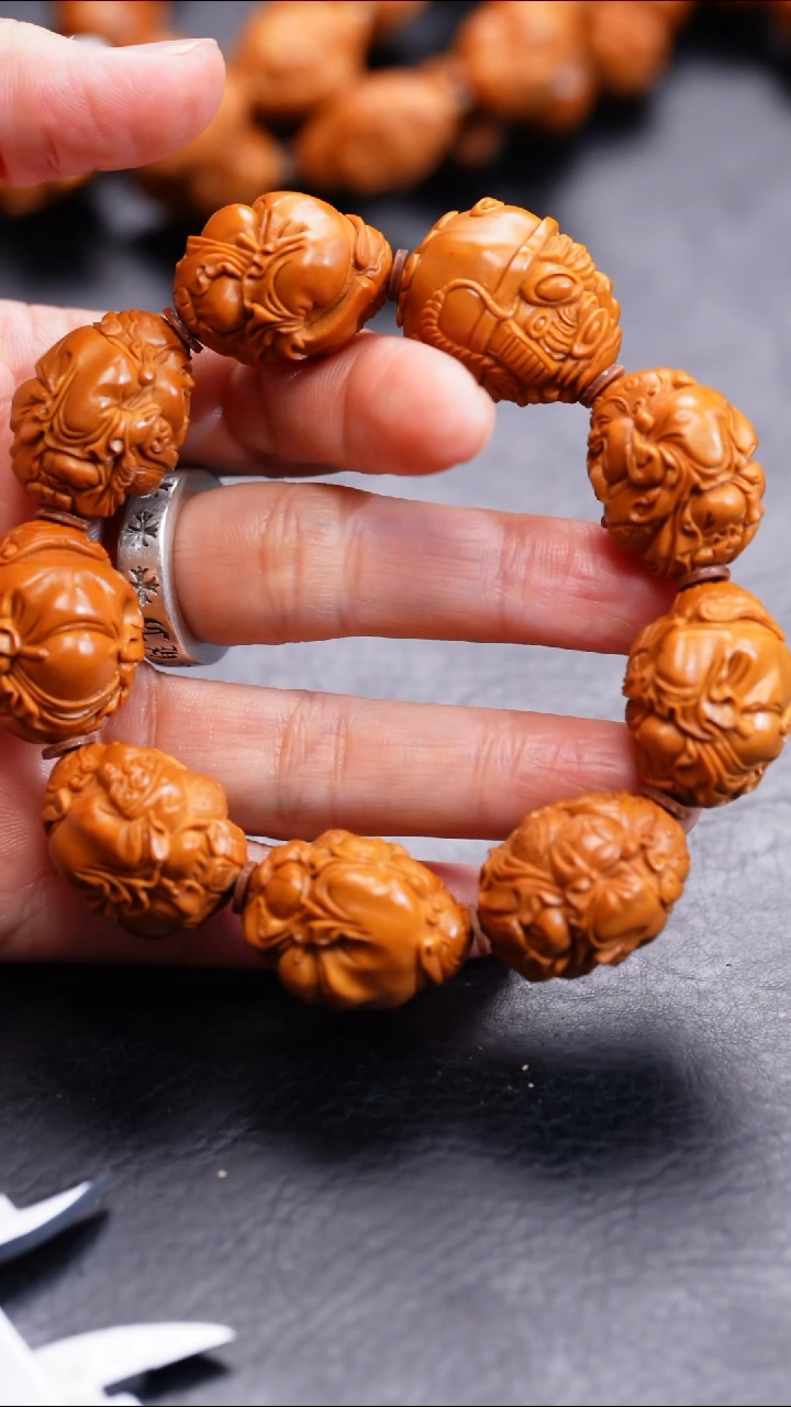 【闪购商品】橄榄核吊坠橄榄核