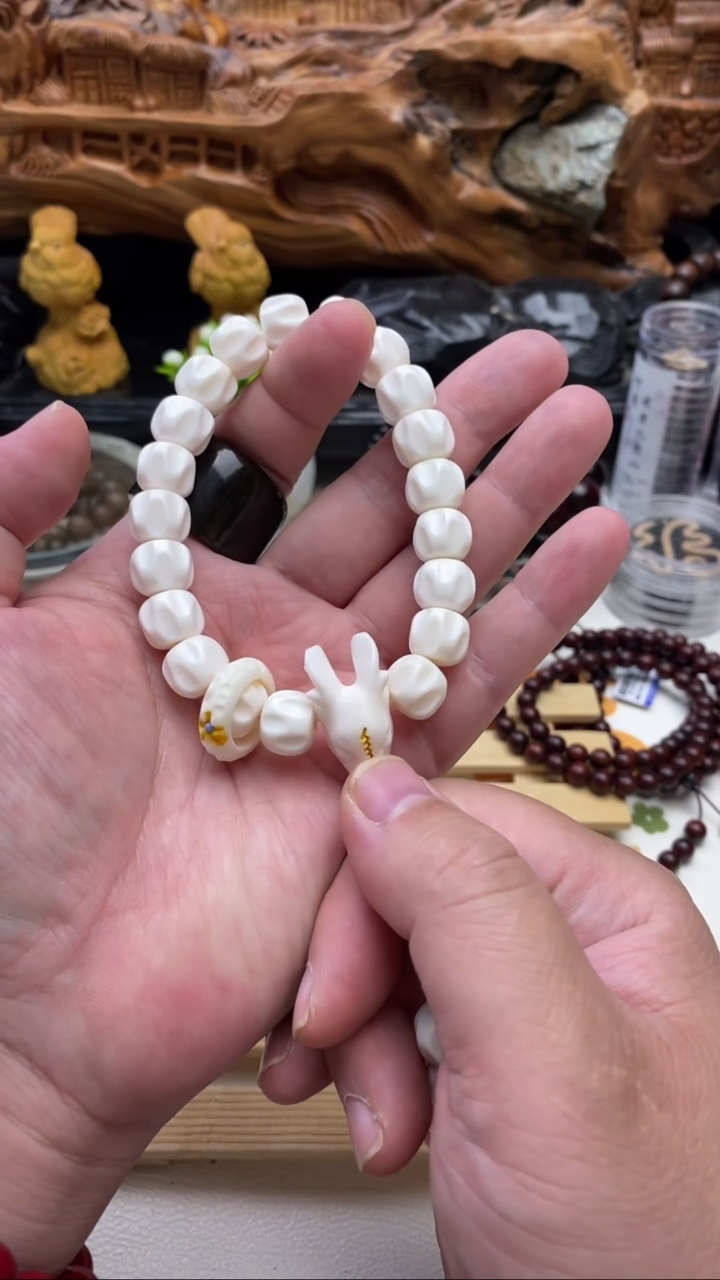 【闪购商品】白玉菩提吊坠菩提