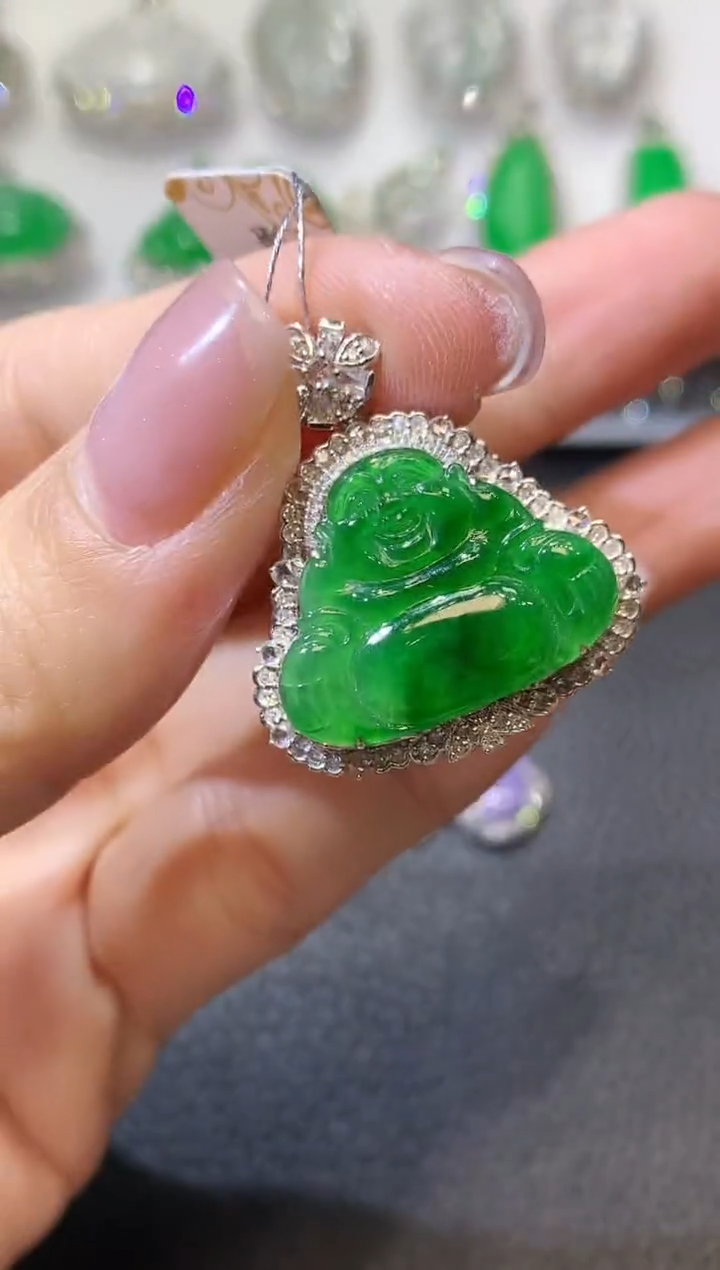 【闪购商品】翡翠吊坠(不含链)18K金镶嵌A38