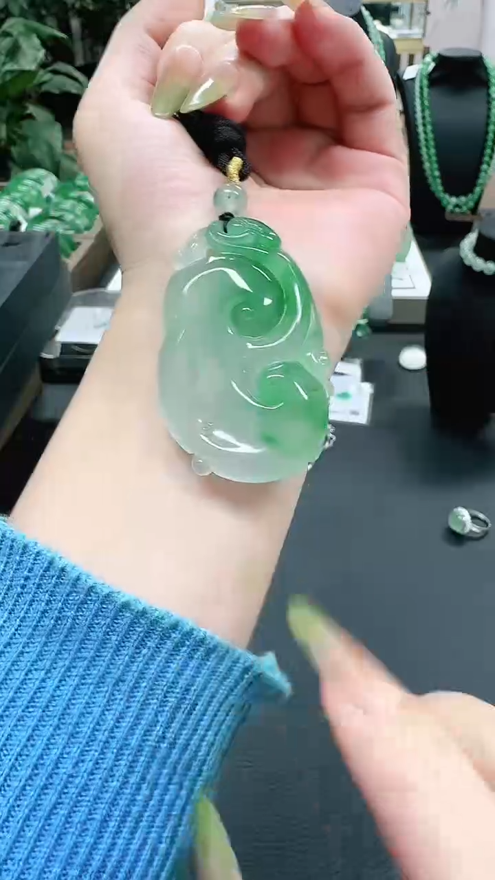 未镶嵌1石英质玉（非洲翠）/0205