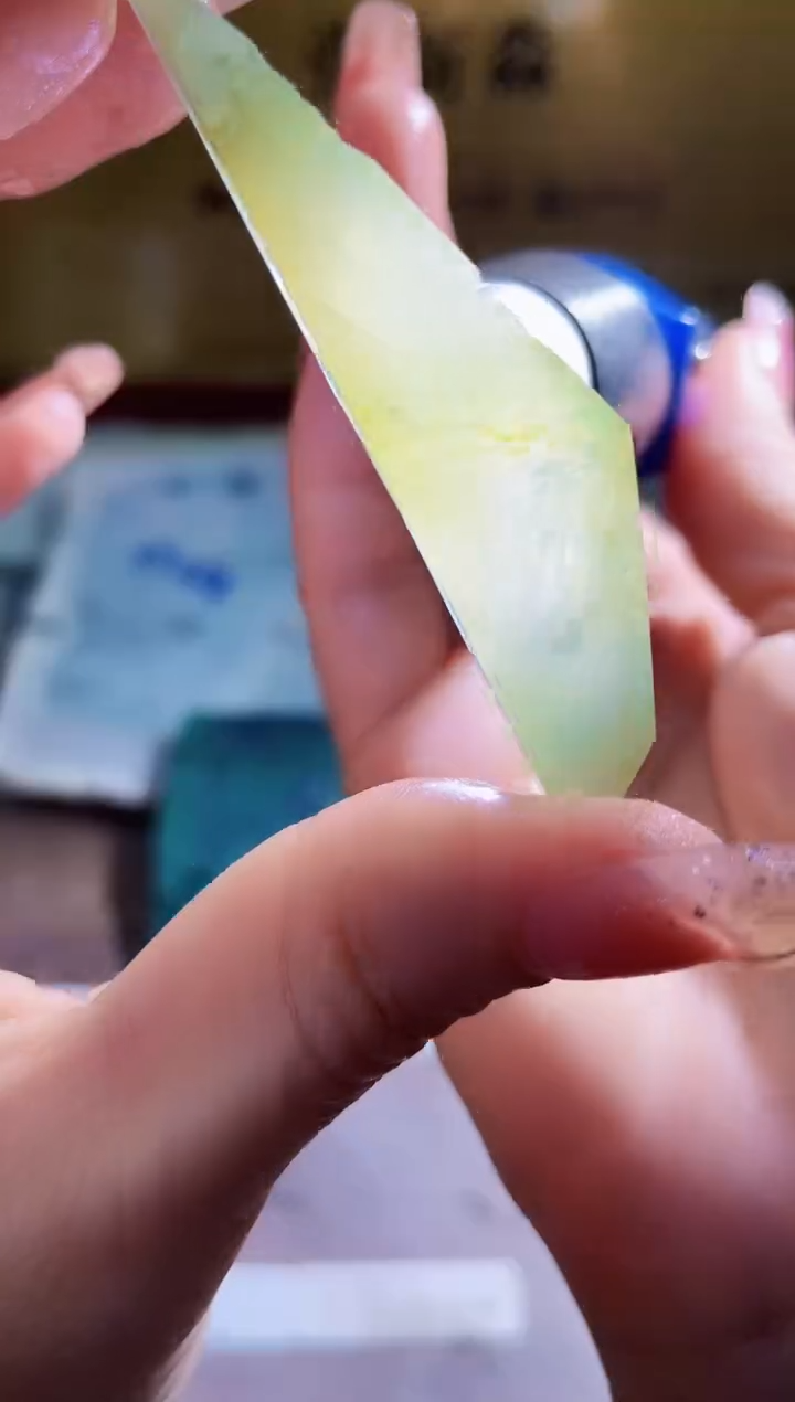 翡翠挂件未镶嵌小梦84