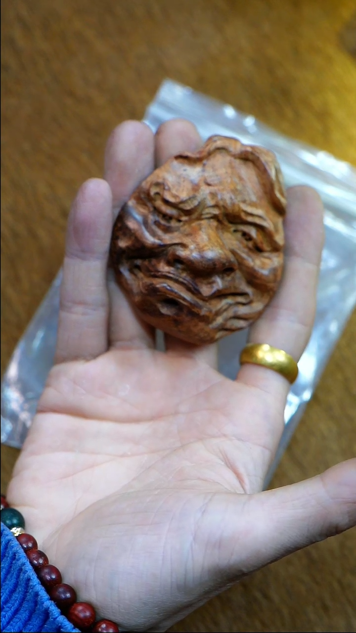 【闪购商品】黄花梨/降香黄檀手作木质雕刻品