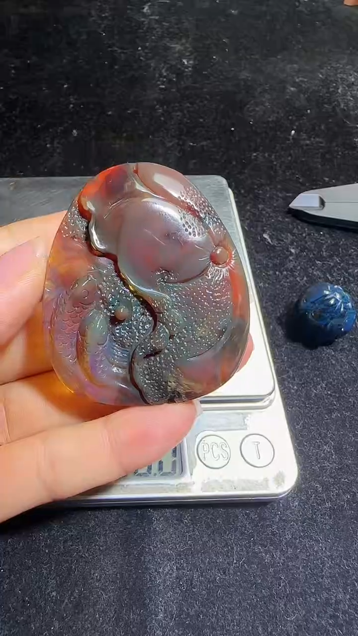 琥珀颈饰未镶嵌26