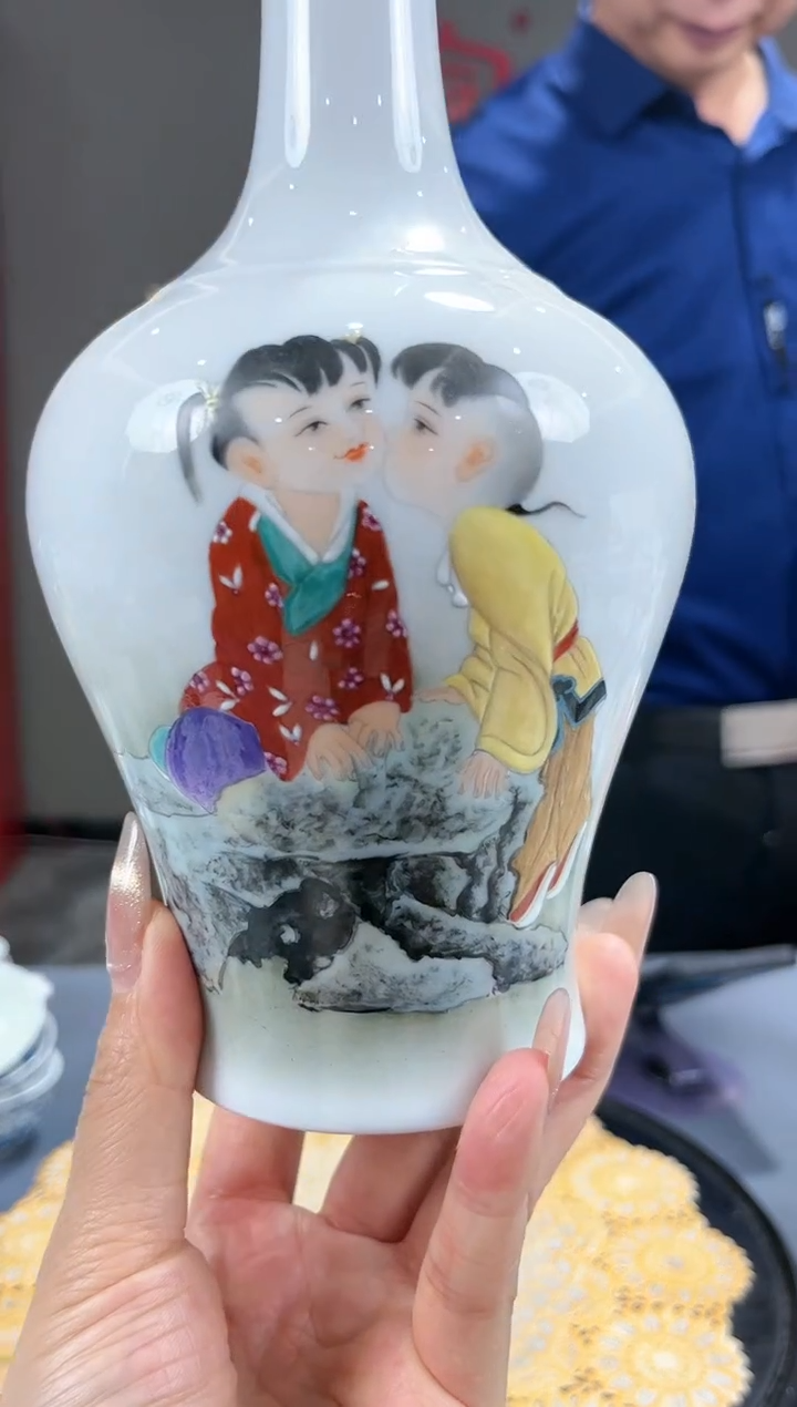 【闪购商品】官窑瓷画院533官窑瓷画院一对宝贝摇铃樽