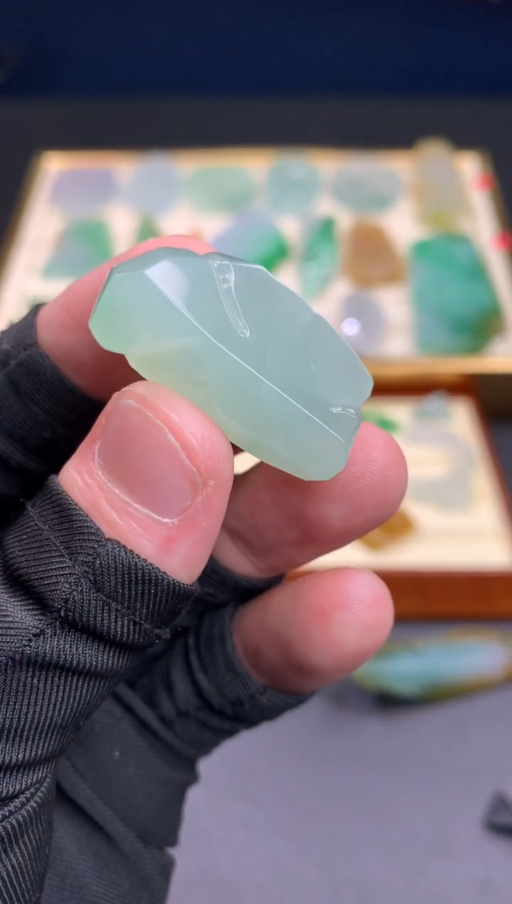 【闪购商品】定制翡翠未镶嵌          
