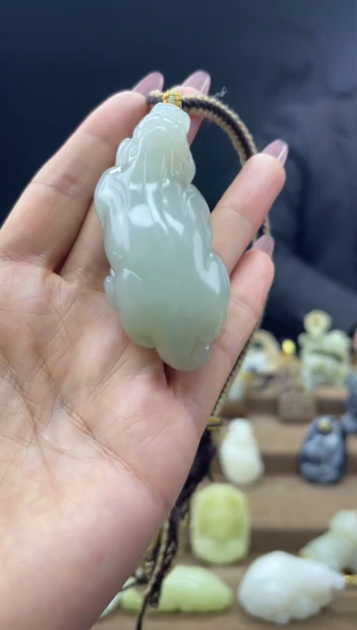 颈饰未镶嵌和田玉1