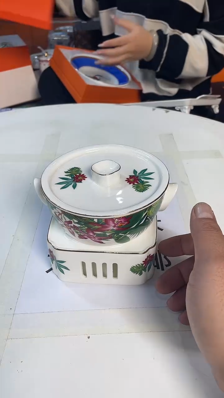 杯鸿辉家品牌瓷器，京东包邮！