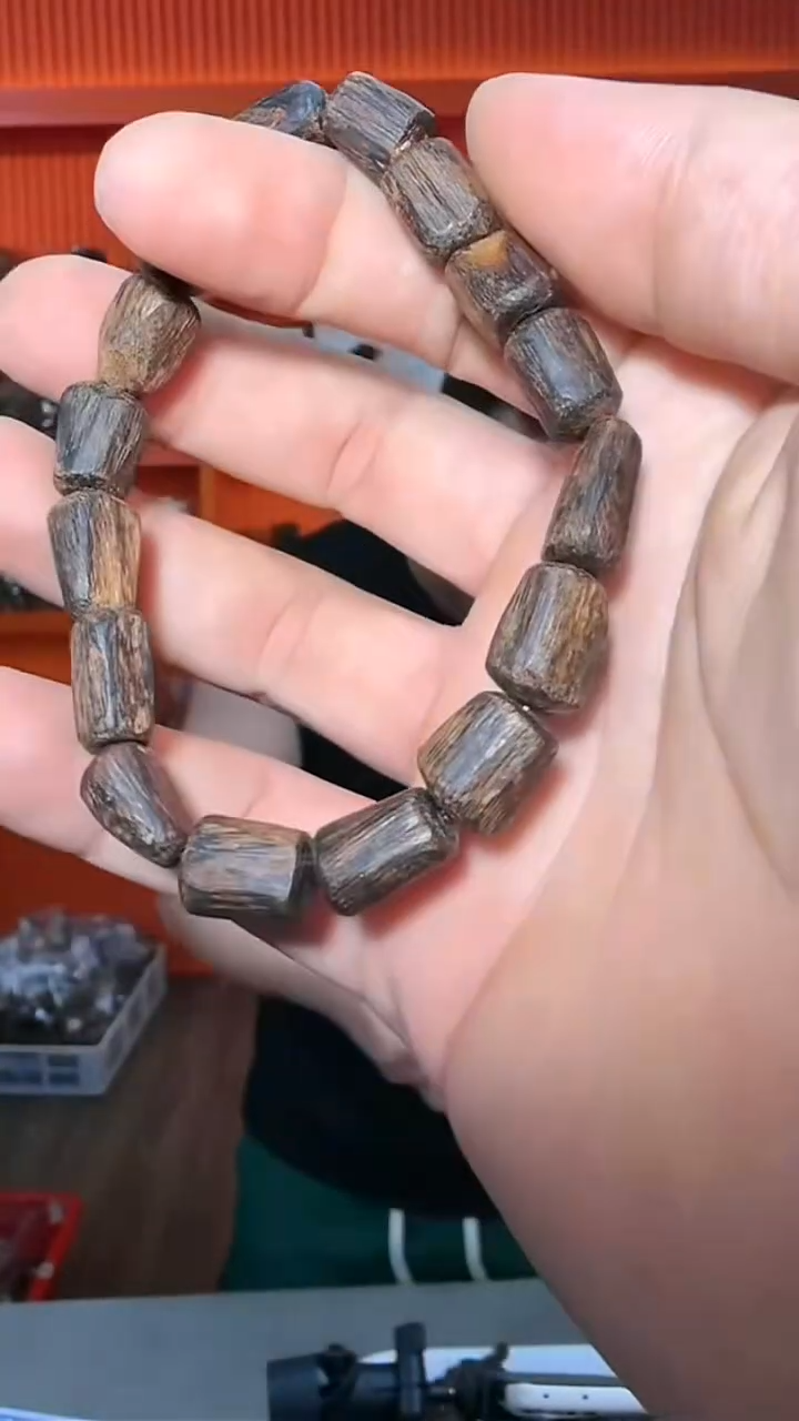沉香手串a26号沉水芽庄绿伽罗13g多样性发一