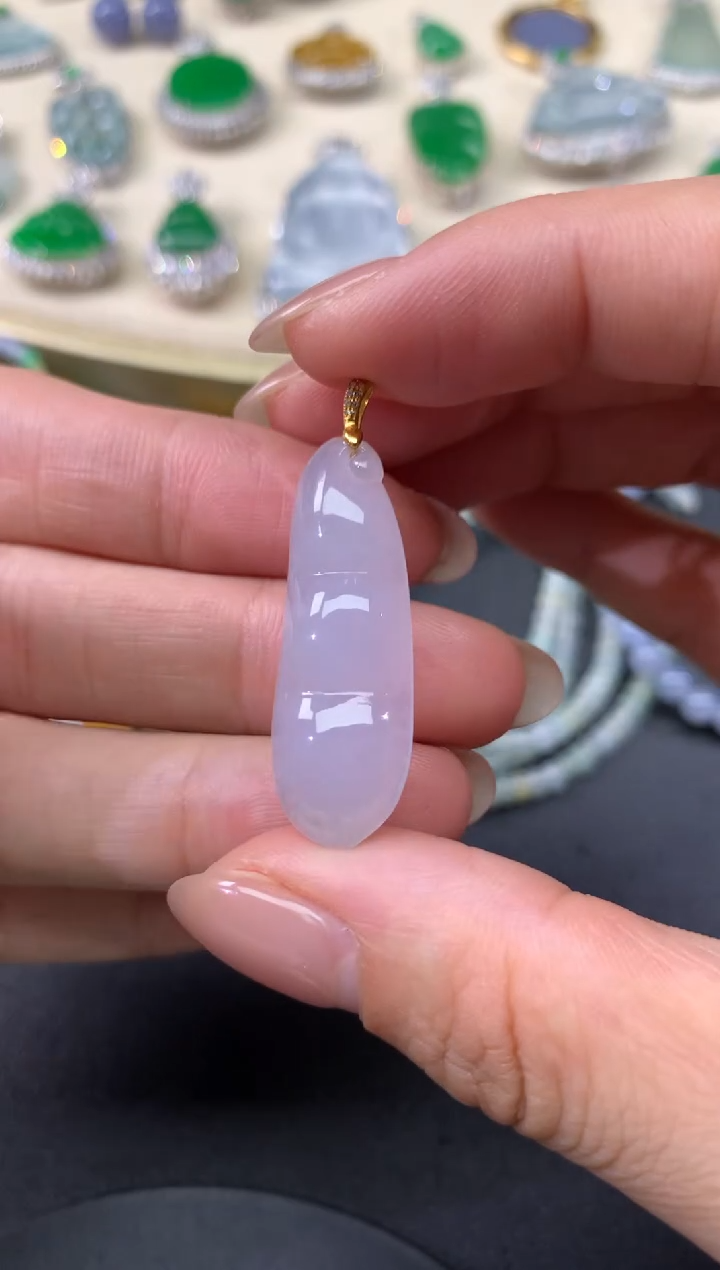 【闪购商品】翡翠吊坠(不含链)18K金镶嵌04天然A货翡翠