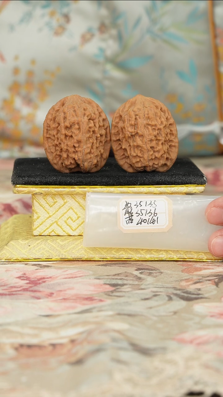 【闪购商品】文玩核桃把件非嫁接将军榜