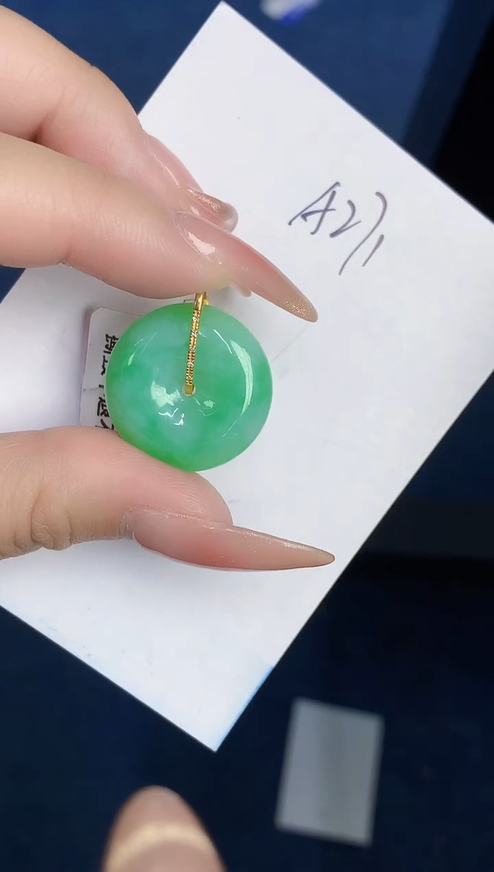 【闪购商品】翡翠颈饰18K金镶嵌000000000