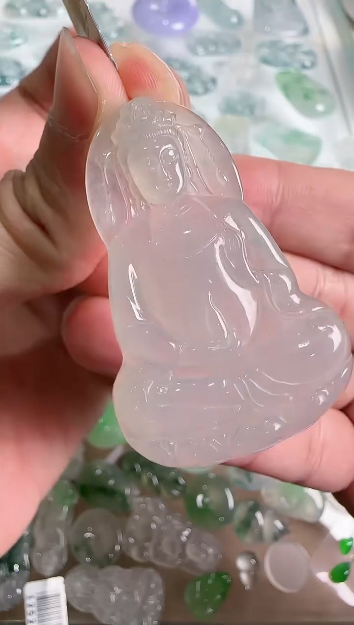 【闪购商品】翡翠吊坠(不含链)未镶嵌··