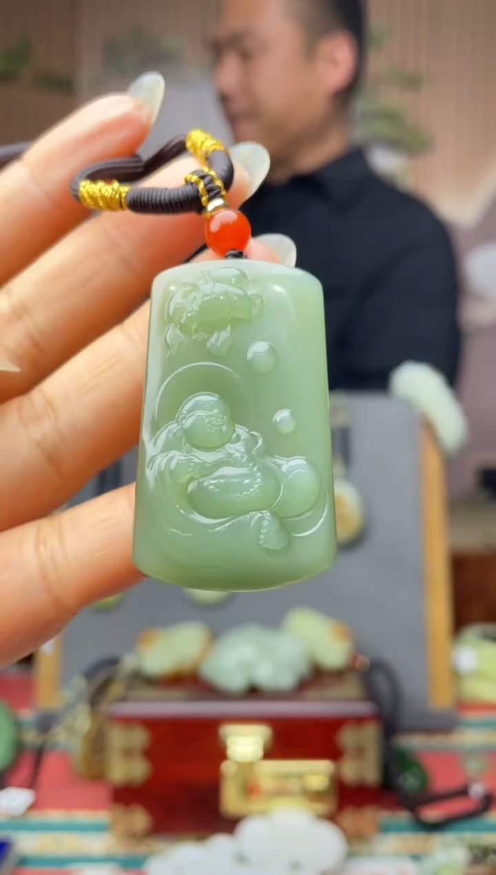 颈饰未镶嵌和田玉拍一发一