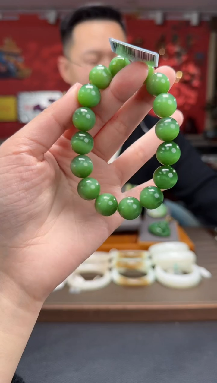 【闪购商品】和田玉手串未镶嵌碧玉单圈手串