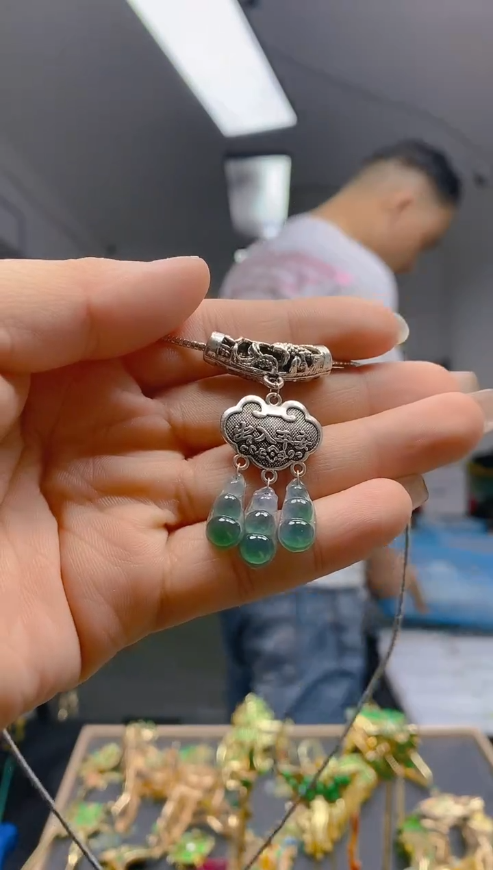 【闪购商品】翡翠耳饰银S925镶嵌0206翡翠锁骨链